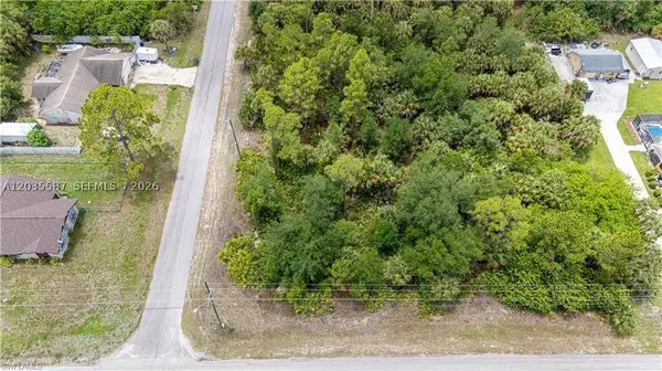 106 E 6Th ST, Lehigh Acres, FL 33972