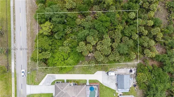 104 E 6Th St, Lehigh Acres, FL 33972