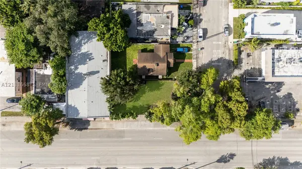 1121 NW 29th St, Miami, FL 33127