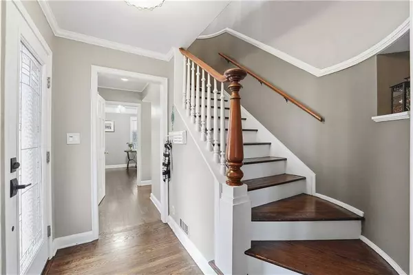 2105 W 50th TER, Mission Woods, KS 66205