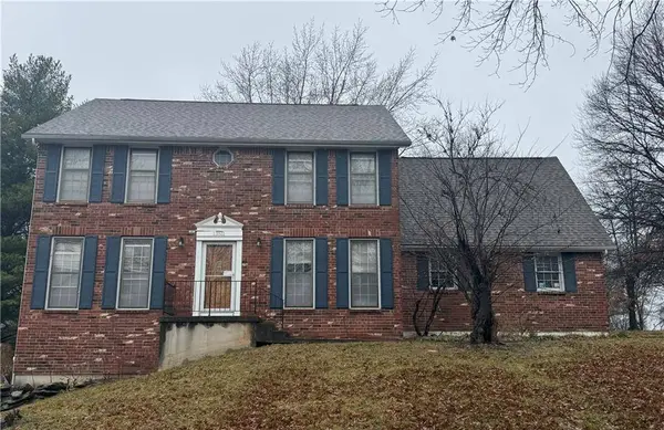 13511 W 82nd ST, Lenexa, KS 66215