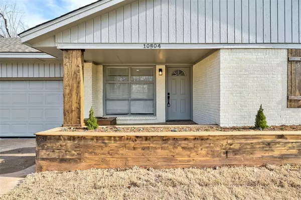 10504 Sunnymeade PL, Oklahoma City, OK 73120