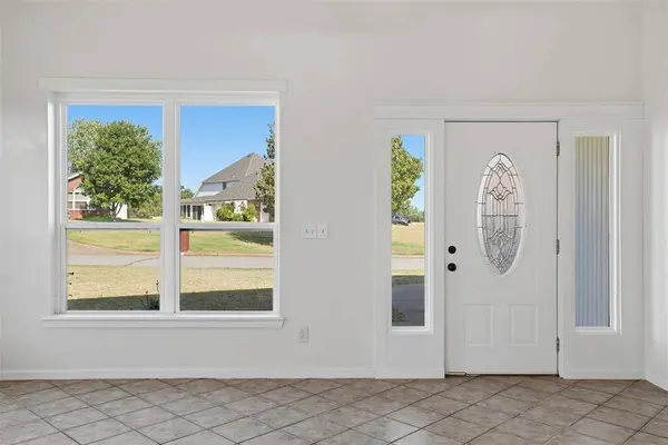2302 Oakridge DR, Purcell, OK 73080
