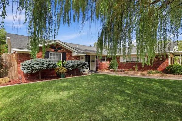 5001 N Utah AVE
