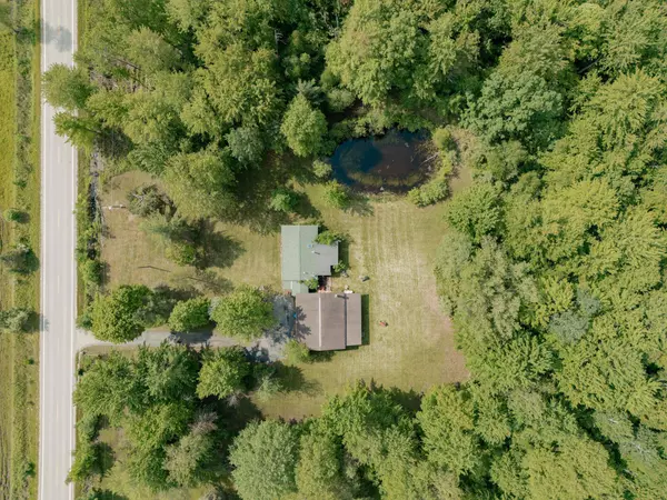 2190 S Coleman Road, Shepherd, MI 48883