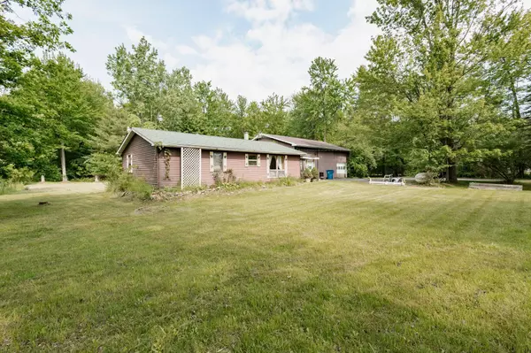 2190 S Coleman Road, Shepherd, MI 48883