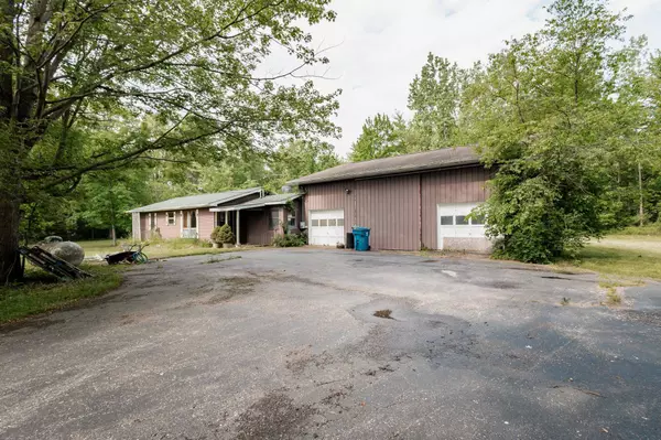 2190 S Coleman Road, Shepherd, MI 48883