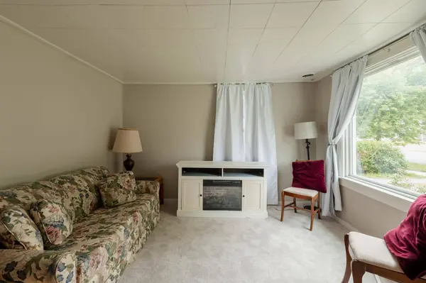 1312 Bayliss Street, Midland, MI 48640