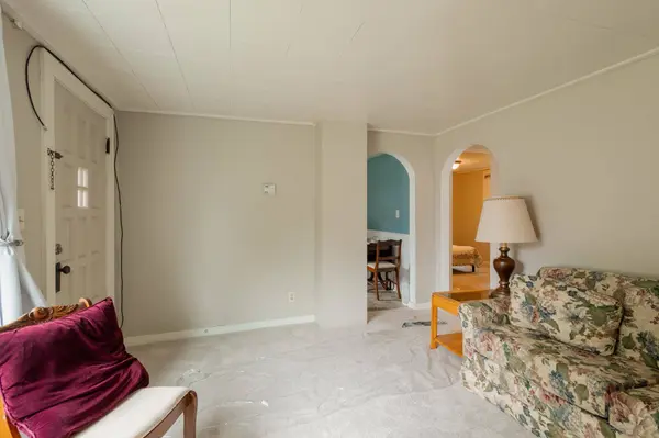1312 Bayliss Street, Midland, MI 48640