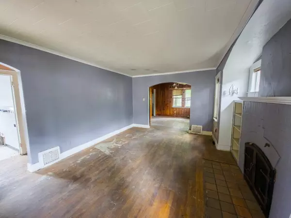 3341 Fulton Street, Saginaw, MI 48601