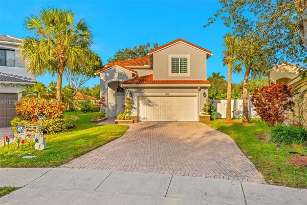 1289 NW 171st Ter, Pembroke Pines, FL 33028