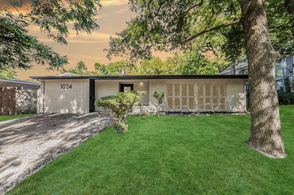 1034 Tipperary Dr, Dallas, TX 75218-2835