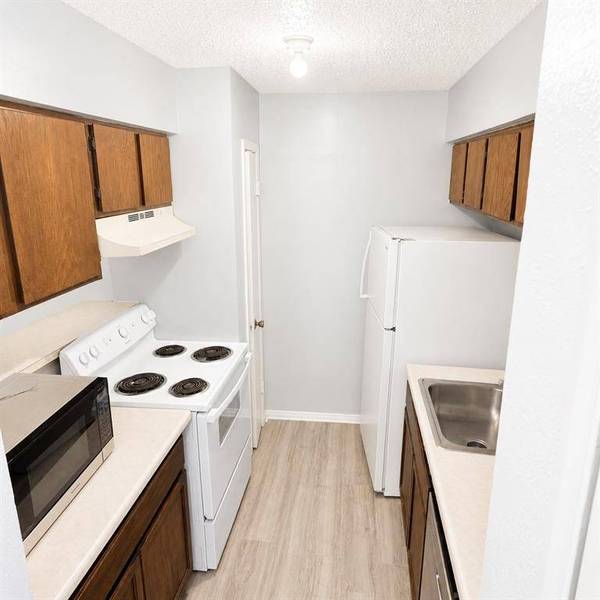8110 Skillman Street #1002, Dallas, TX 75231