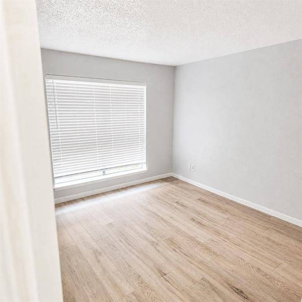 8110 Skillman Street #1002, Dallas, TX 75231