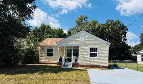 2705 Kelly Avenue, Gulfport, MS 39501