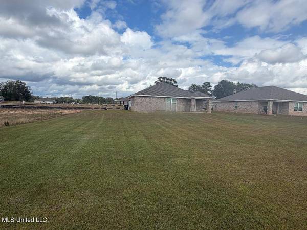 29 Crown Drive, Lucedale, MS 39452