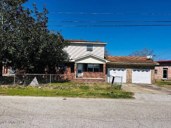 3222 Toncrey Road, D'iberville, MS 39540