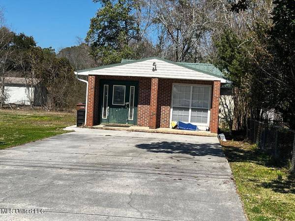 3222 Toncrey Road, D'iberville, MS 39540