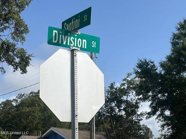 308 Santini Street, Biloxi, MS 39530