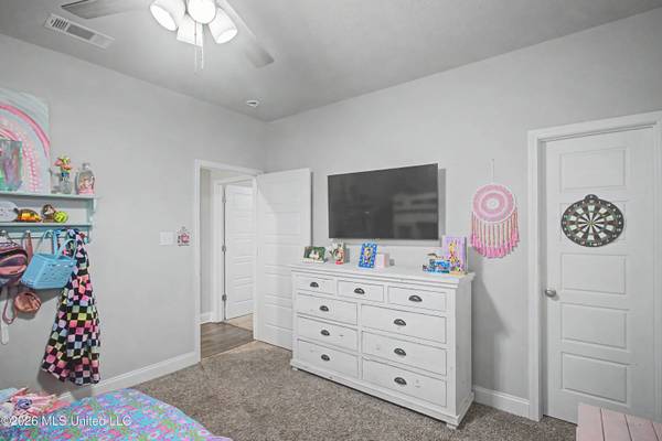 12285 Savannah Circle, Ocean Springs, MS 39564