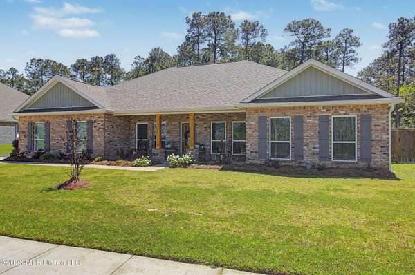 12285 Savannah Circle, Ocean Springs, MS 39564