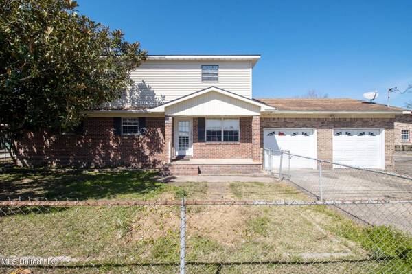 3222 Toncrey Road, D'iberville, MS 39540