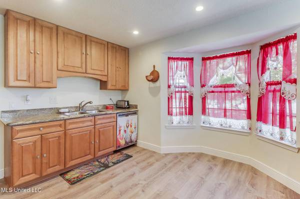 236 Rue Petit Bois, Biloxi, MS 39531