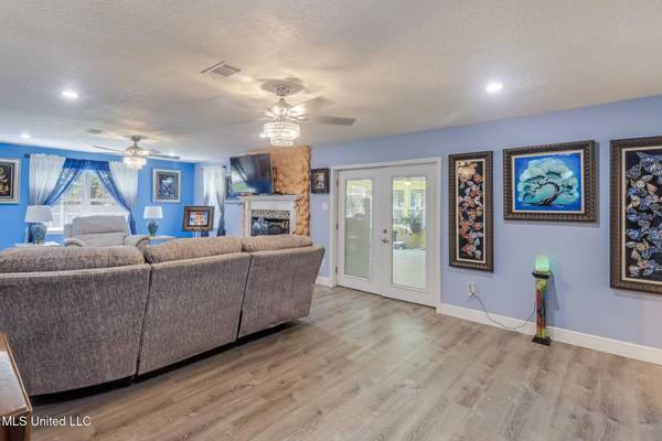 236 Rue Petit Bois, Biloxi, MS 39531