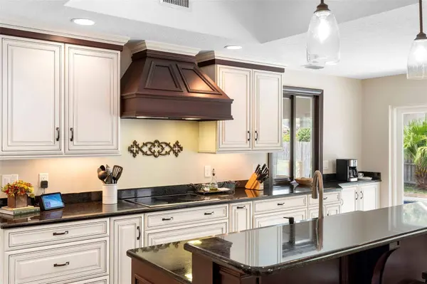 1261 BURNING TREE LN, Winter Park, FL 32792