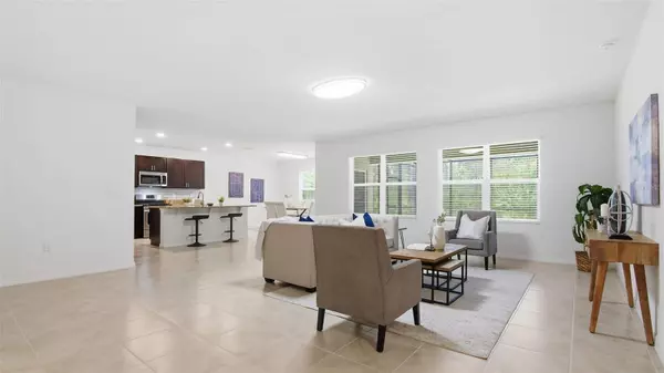 317 NOWELL LOOP, Deland, FL 32724