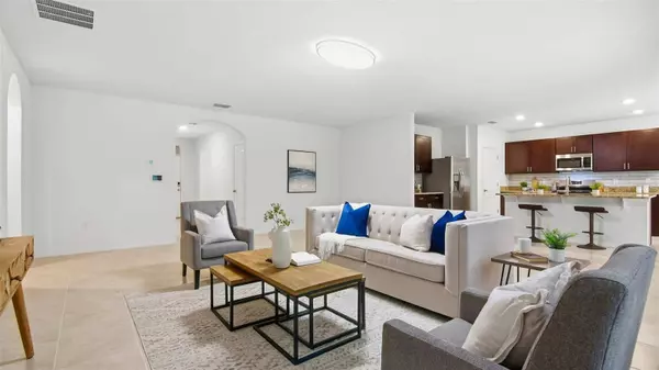 317 NOWELL LOOP, Deland, FL 32724