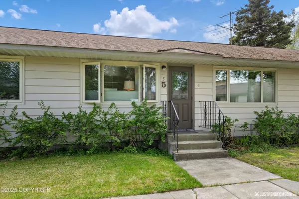 1015 Beech LN #5, Anchorage, AK 99501