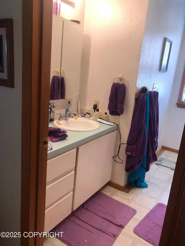 NHN Pavlof AVE, Sand Point, AK 99661