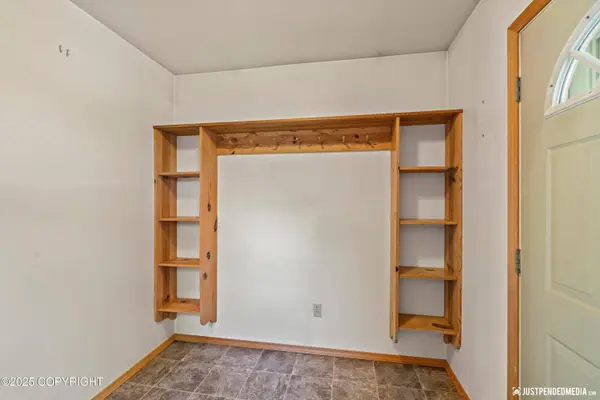 23150 W Abbey RD, Willow, AK 99688