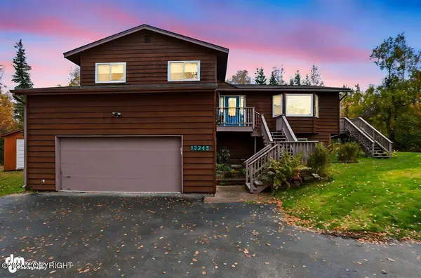 13245 Ridgewood CIR, Anchorage, AK 99516