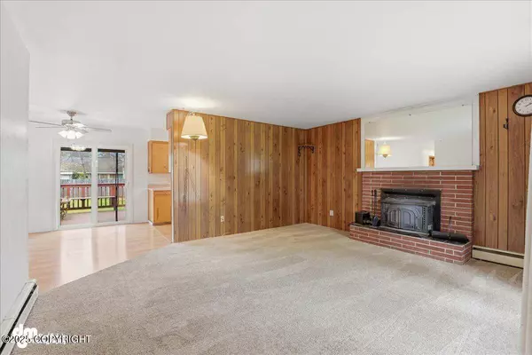 1516 Otter ST, Anchorage, AK 99504