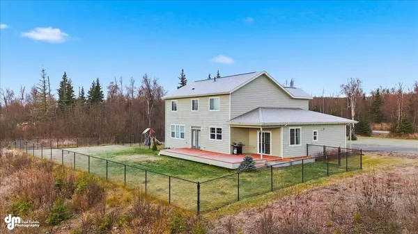 8448 W O'Brien Creek Dr, Wasilla, AK 99623-4965