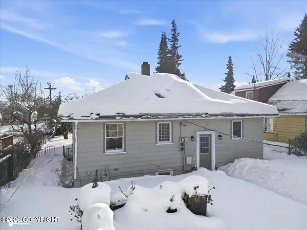 629 W 15th AVE, Anchorage, AK 99501
