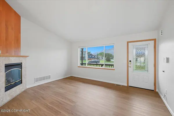 13761 E Hay Wagon WAY, Palmer, AK 99645