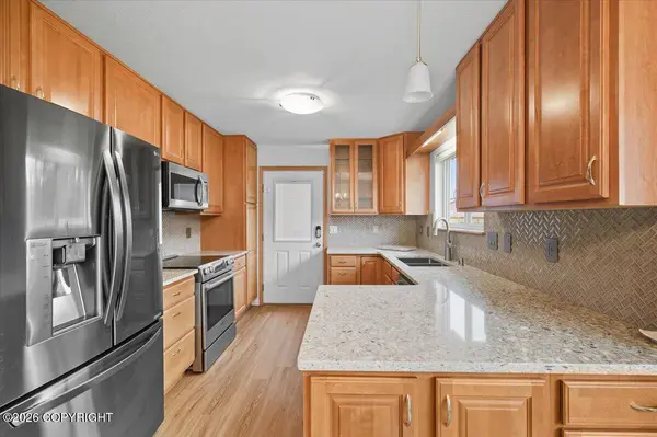 13761 E Hay Wagon WAY, Palmer, AK 99645