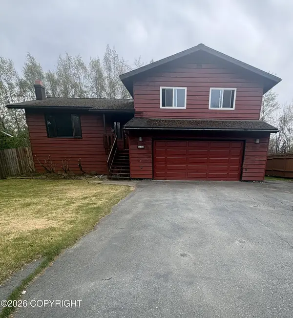 2821 Kingfisher DR, Anchorage, AK 99502