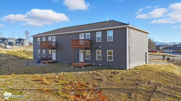 1622 S Blue Duck CIR #2, Wasilla, AK 99623