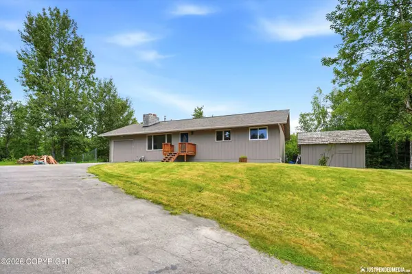 12935 Ridgeview DR, Anchorage, AK 99516