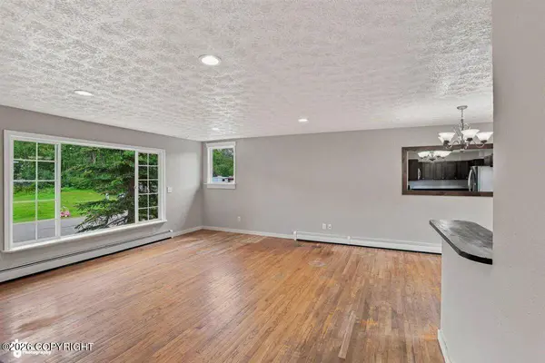 10812 Goodpaster CIR, Eagle River, AK 99577