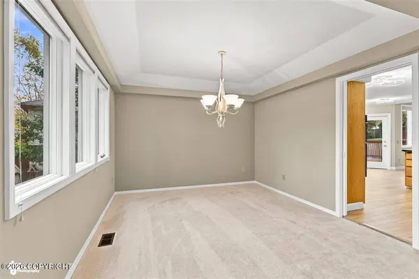 3331 Whiteney CIR, Anchorage, AK 99516