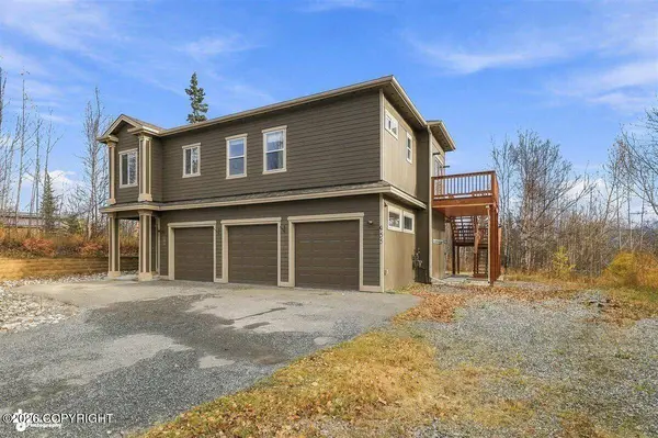955 N Richmond LN, Palmer, AK 99645