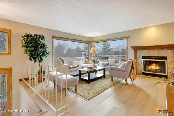 6608 Chevigny ST, Anchorage, AK 99502