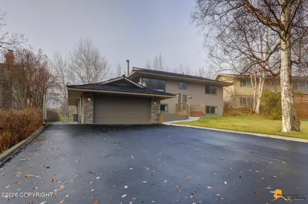 6608 Chevigny ST, Anchorage, AK 99502