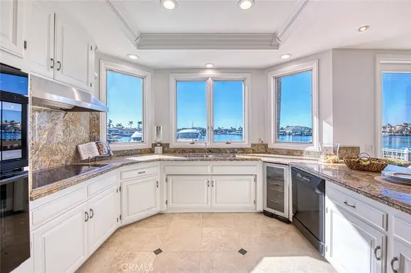 3372 Venture DR, Huntington Beach, CA 92649