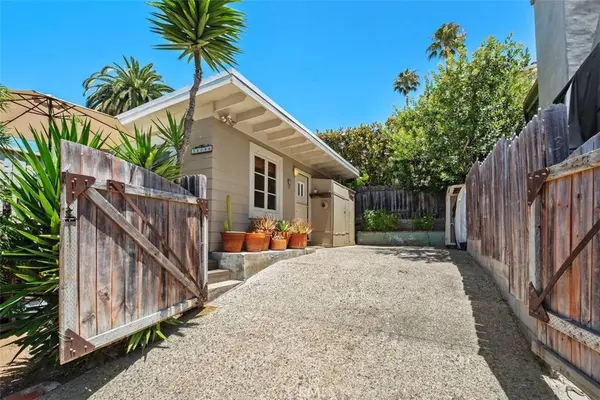 31886 Hillside, Laguna Beach, CA 92651